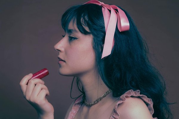 Seconde main pour les petites bourses : la mode abordable et durable